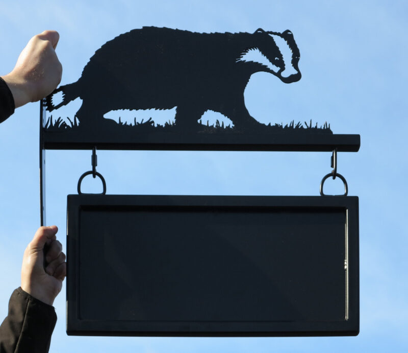 Badger Hanging Bracket Picture Sign